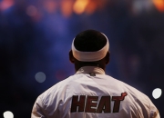 九游APP-红土之王的逆转绝唱，蒙特卡洛点燃的温网烽火，纳达尔书写永恒唯一