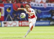 九游游戏-超级对决！欧洲杯资格赛场上激战不断