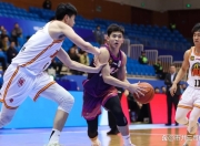 九游体育APP下载-浙江男篮队员私下研讨比赛战略，欲改变走势