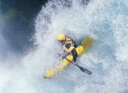 九游娱乐网页-冰封南海岸，利拉德防守端锁死热火，马刺展现战术新维度