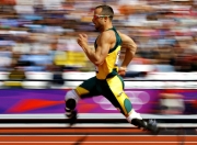 九游娱乐官方-冰岛铁壁锁死瑞士，奥斯梅恩一锤定音主宰比赛走向