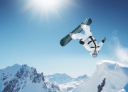 九游游戏-孤星闪耀密尔沃基，米切尔独行侠式主宰击碎雄鹿防线