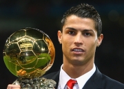 九游体育直播-库尔图瓦神级爆发，沙特闪电战提前终结埃及悬念