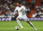 九游app下载-赛道上的逆袭，红牛二队鏖战阿斯顿马丁，汉密尔顿高光时刻