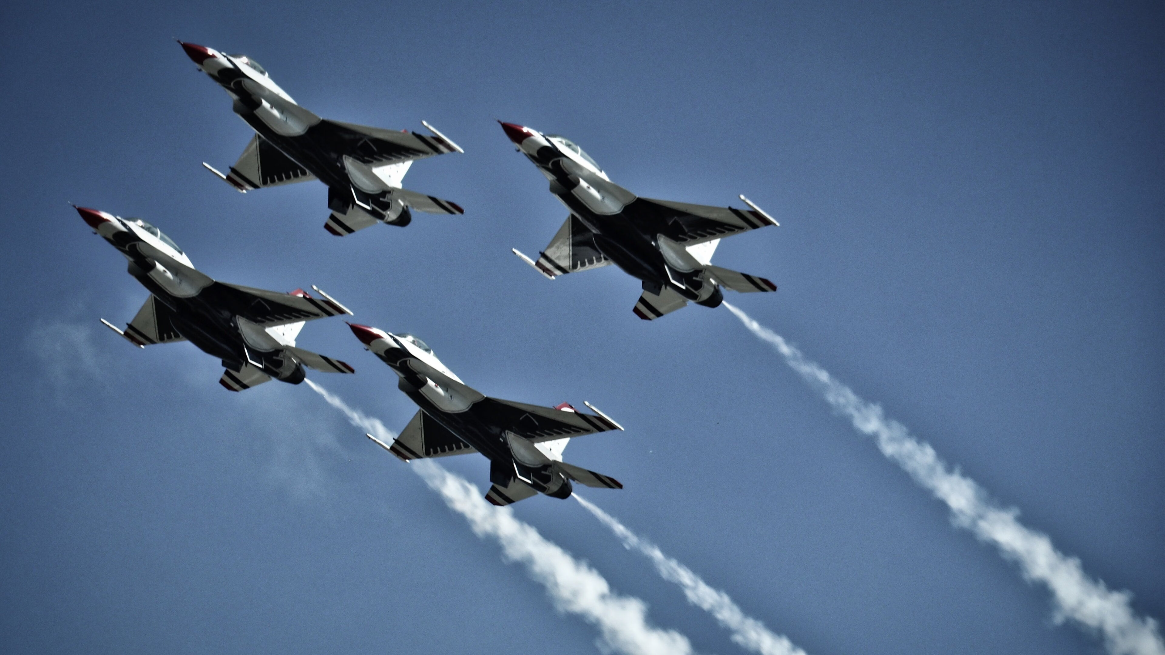 内马尔爆发点燃桑巴风暴，埃及提前终结悬念映衬加拿大足球新章