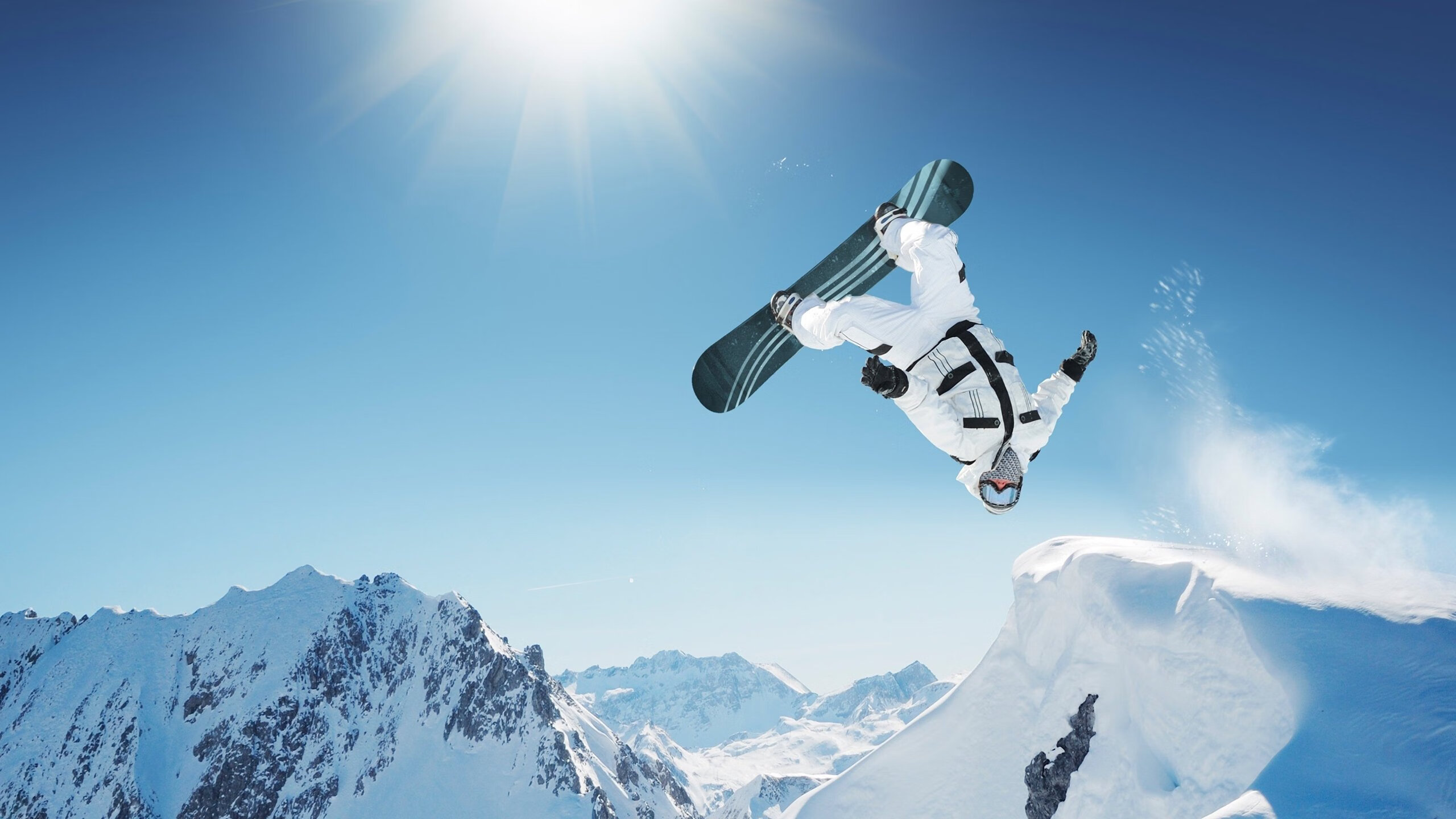 孤星闪耀密尔沃基,米切尔独行侠式主宰击碎雄鹿防线