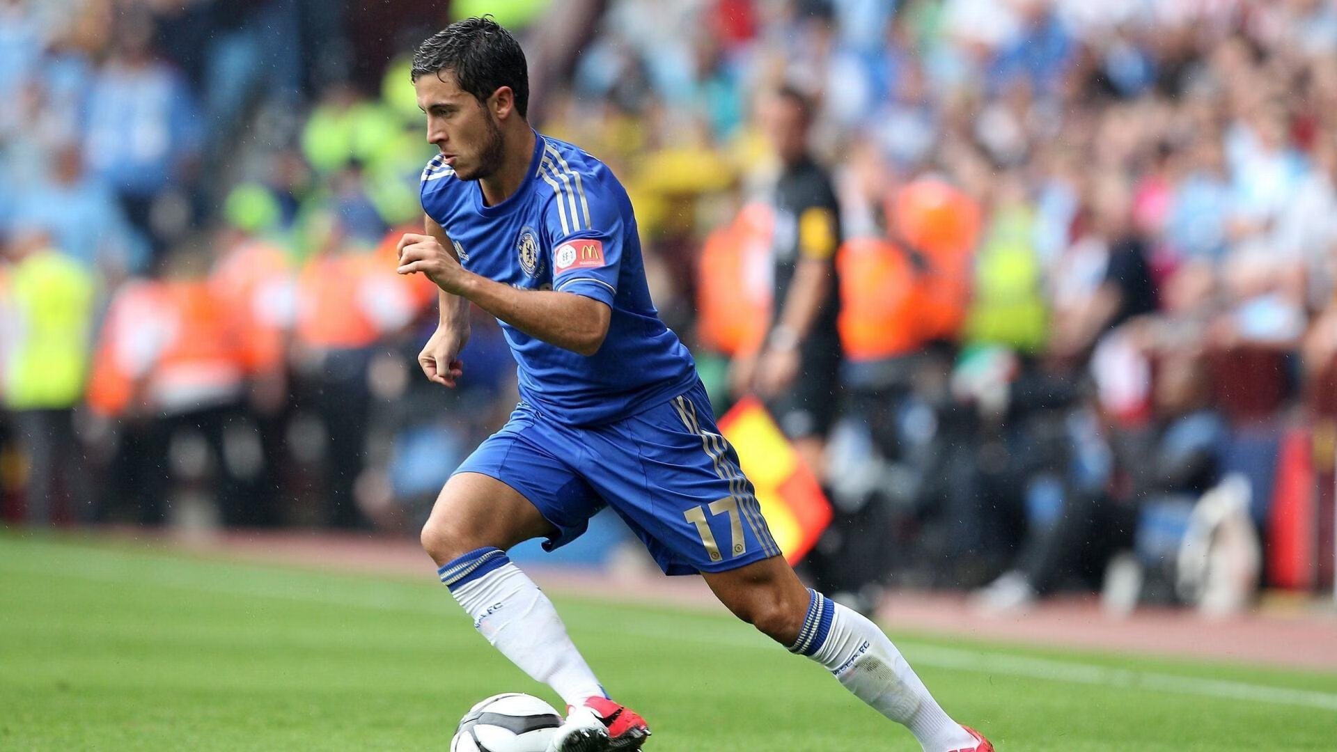 逆转之夜，韩国队掀翻英格兰，马龙扛起全队的传奇时刻